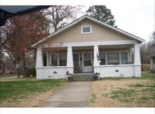 802 W Front St, Burlington, NC 27215