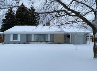 452 S 4th St, Rogers City, MI 49779