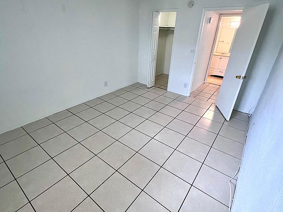 5th image of 801 NW 47th Ave APT 605
