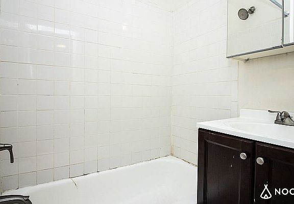 3rd image of 784 Nostrand Ave APT 2