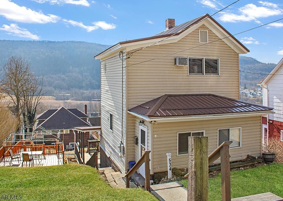 1st image of 534 Wilbur St