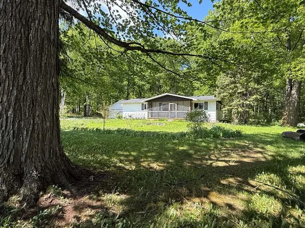 2192 School Ln, Sturgeon Bay, WI 54235