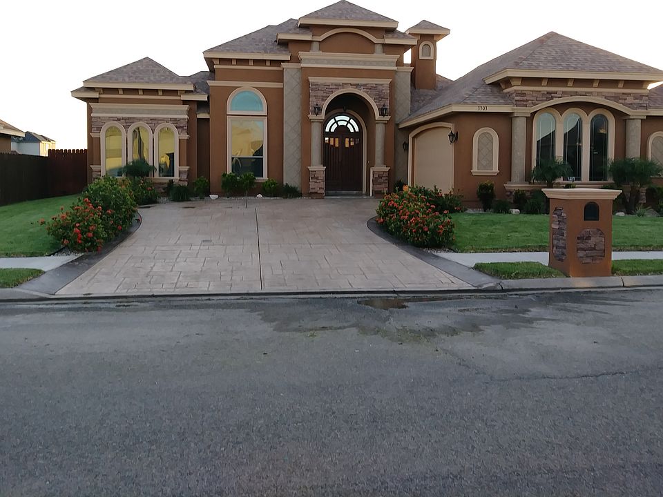 1st image of 3303 Crimson Ave