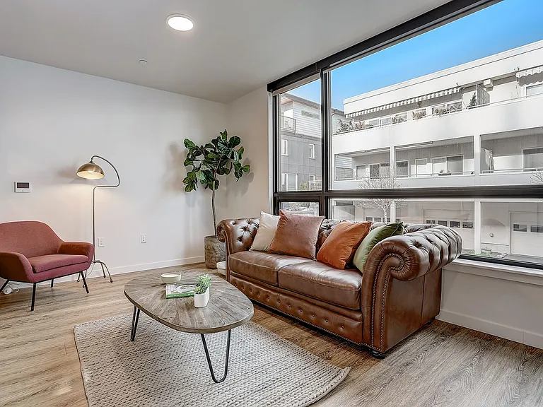 Parque Kirkland Apartments — Photo 3