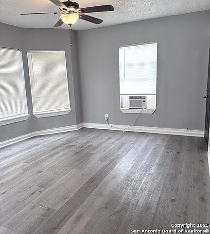 403 Terrell Ave #2 — Photo 3