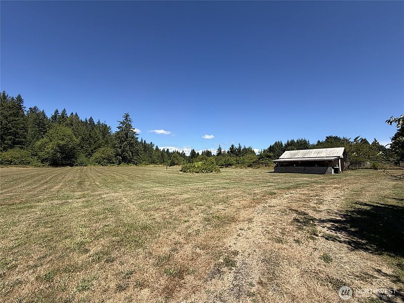 2nd image of 180 Salkum Road