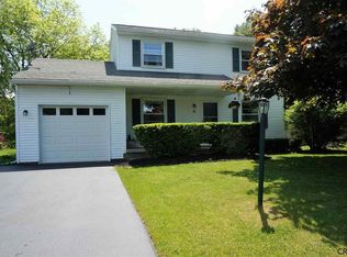 18 Windmill Dr, Glenmont, NY 12077