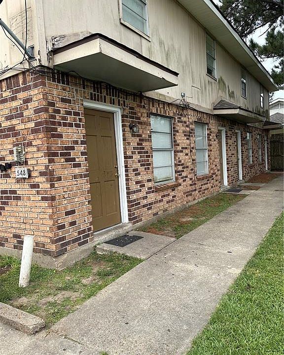1st image of 548 Evangeline Ct