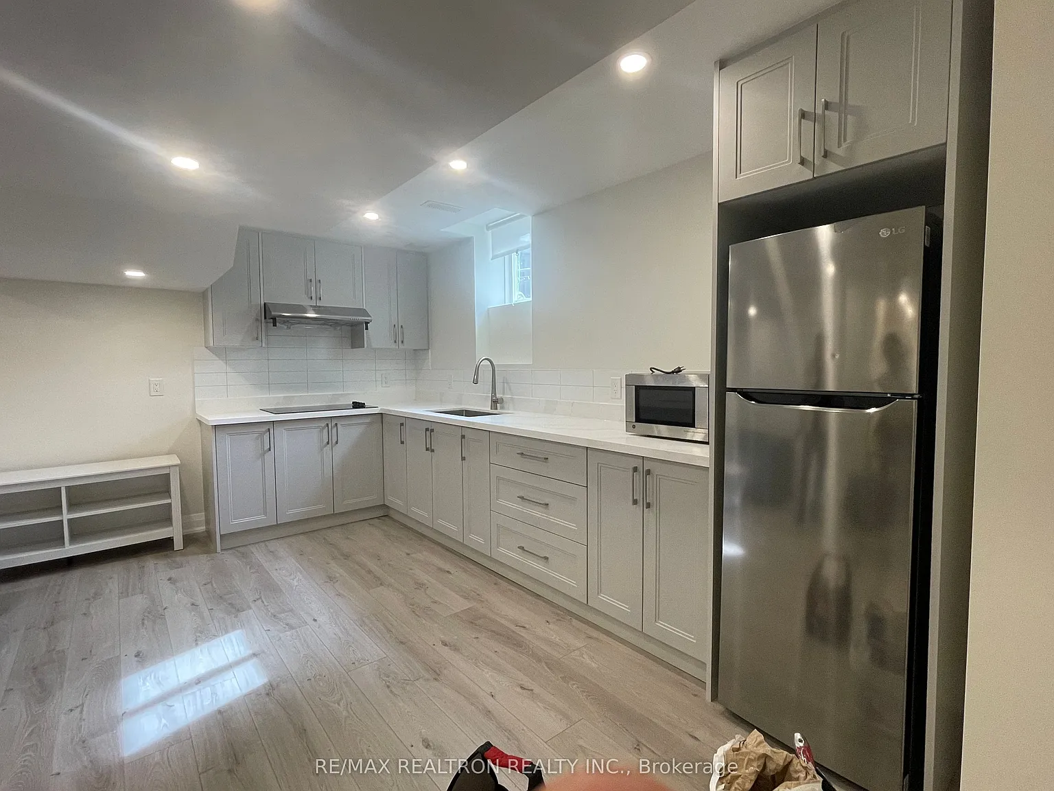 2 bed, $1,950 — Photo 4
