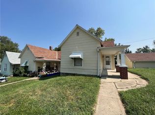 1605 & 1607 N 10th St, Saint Joseph, MO 64501