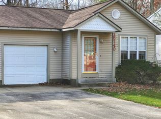 15140 Wildberry Ct, Spring Lake, MI 49456