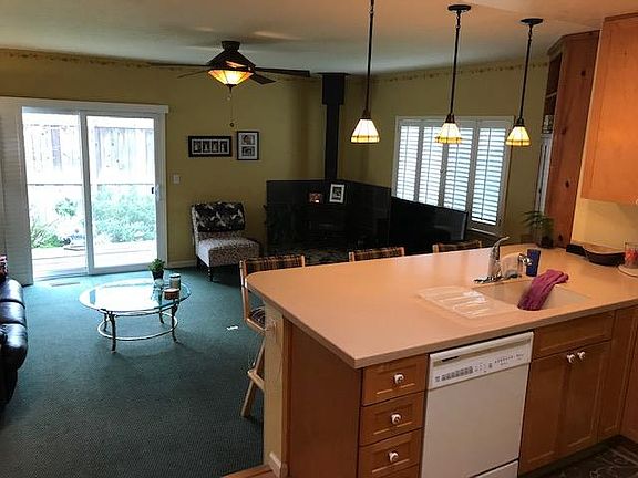 4th image of 807 Park Ave