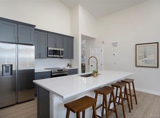 743 Picket Ln, Longmont, CO 80504