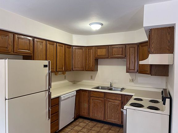 5th image of 1516-1522 Holly Dr