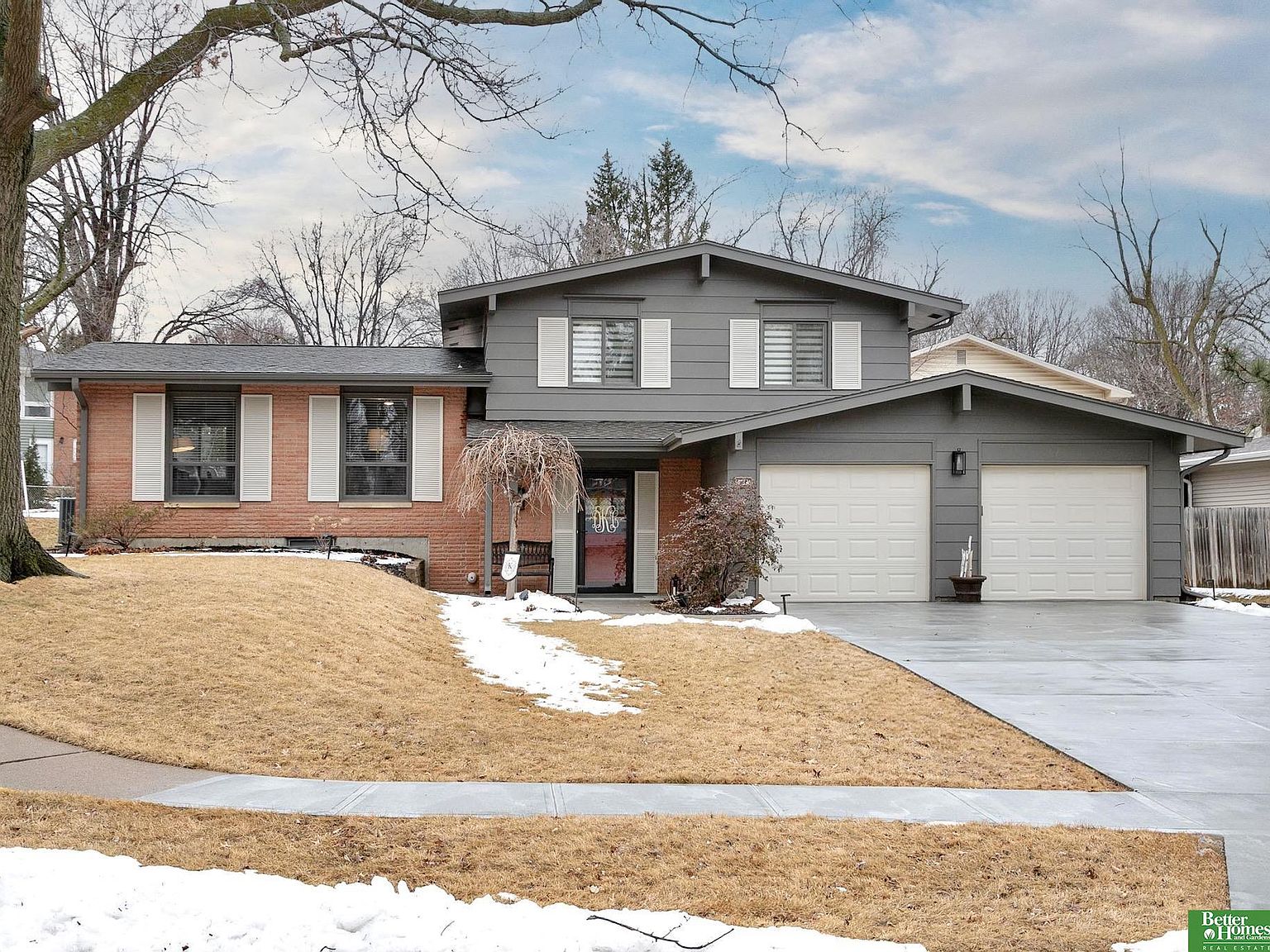 eЯi.h 13423 Hickory Cir, Omaha, NE 68144 | Zillow