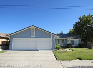 2125 W Avenue P8, Palmdale, CA 93551
