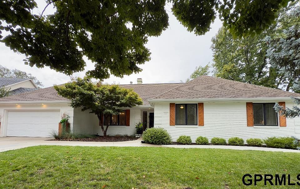 1st image of 6321 Woodstock Ave