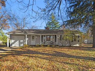 5521 Appleton Ave, Raytown, MO 64133