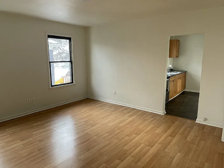 319 N Balph Ave — Photo 48