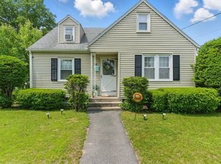 80 Frontenac St, Chicopee, MA 01020