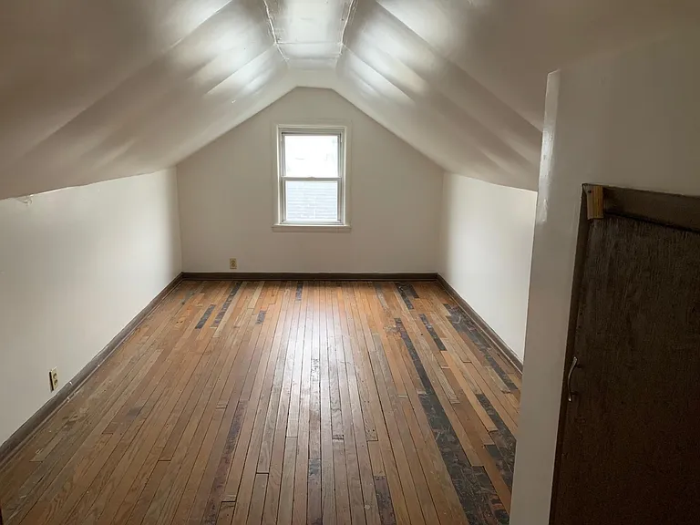 Loft 2