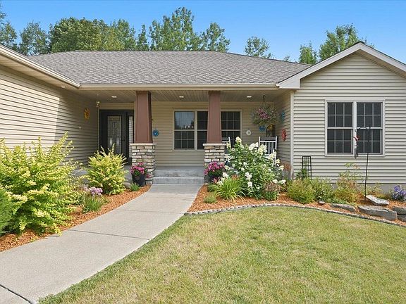 3rd image of 4210 Creekwood Pl