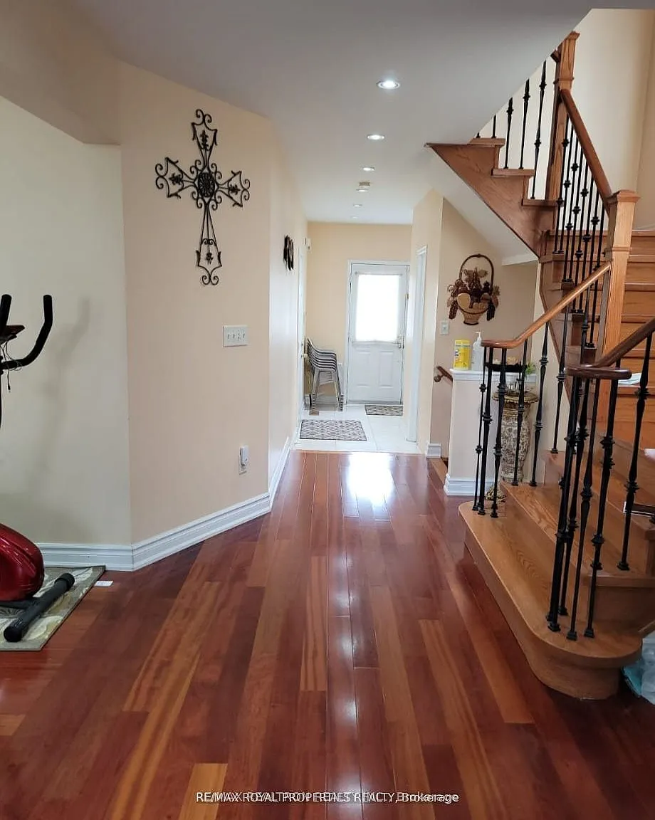 4 bed, $3,450 — Photo 2
