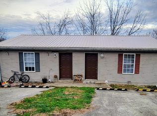 228-230 Juniper Ct, Mount Sterling, KY 40353