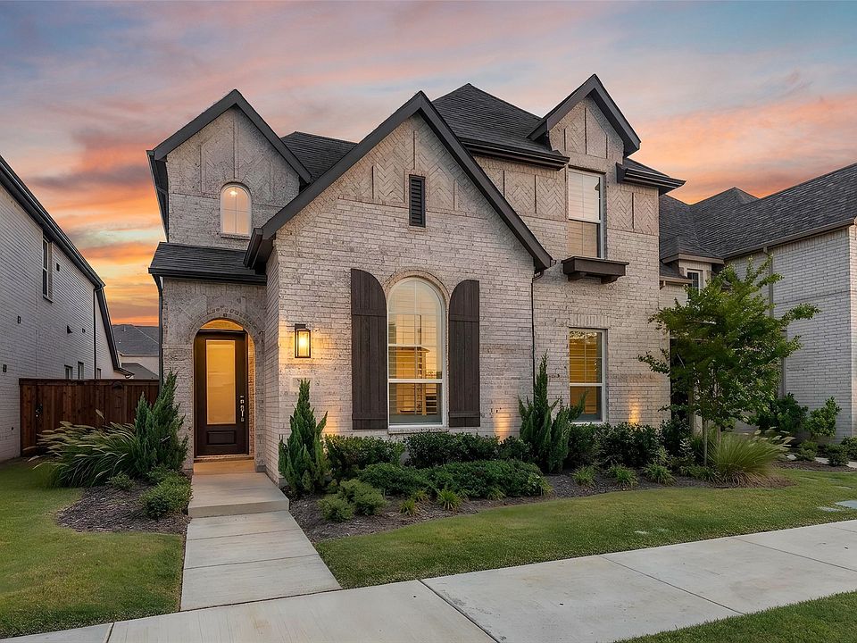 1st image of 2704 Acadia Mews