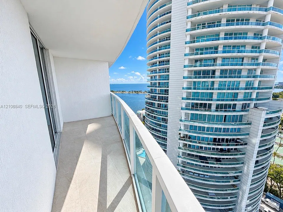 2101 Brickell Ave #1911