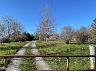 250 Timberline Dr, Taylorsville, KY 40071