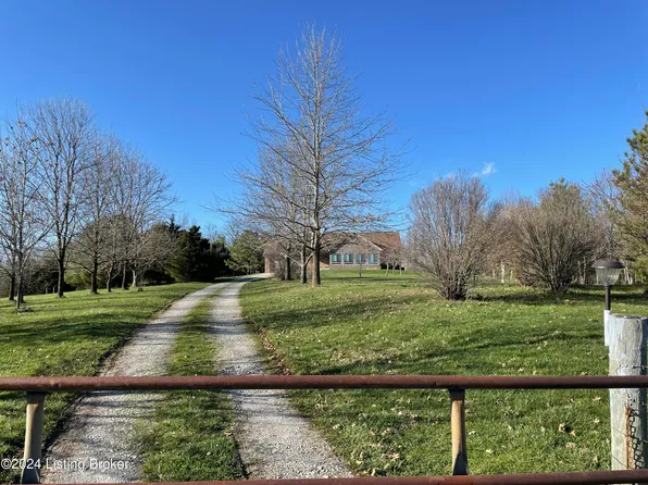 250 Timberline Dr, Taylorsville, KY 40071