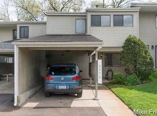 6376 Wainscot St SE, Grand Rapids, MI 49546