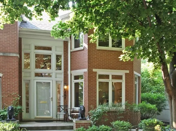 4267 W Thorndale Ave, Chicago, IL 60646