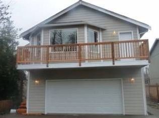924 S 117th Ct, Seattle, WA 98168