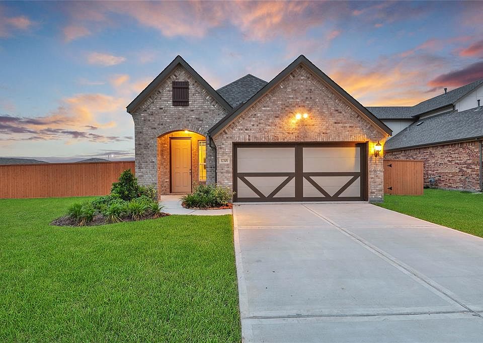 1st image of 12301 Murano Dr