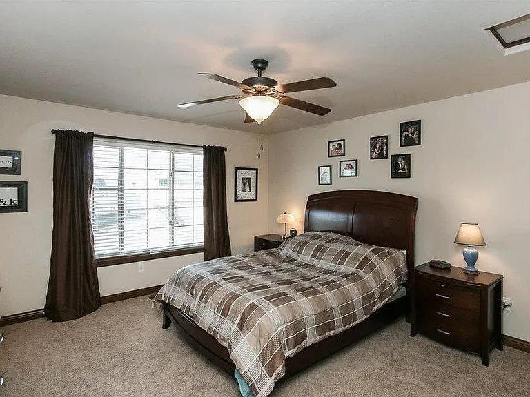 150 N Park Ridge Rd — Photo 5