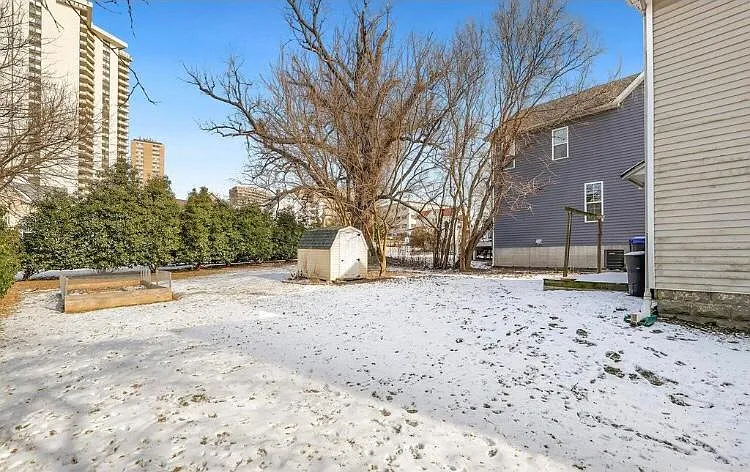 305 Lennox Ave — Photo 35