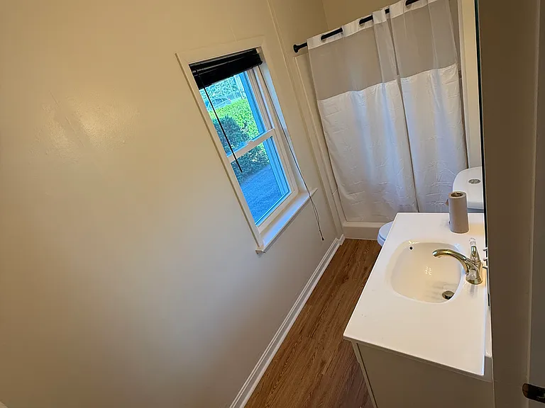 5027 E Trindle Rd — Photo 13