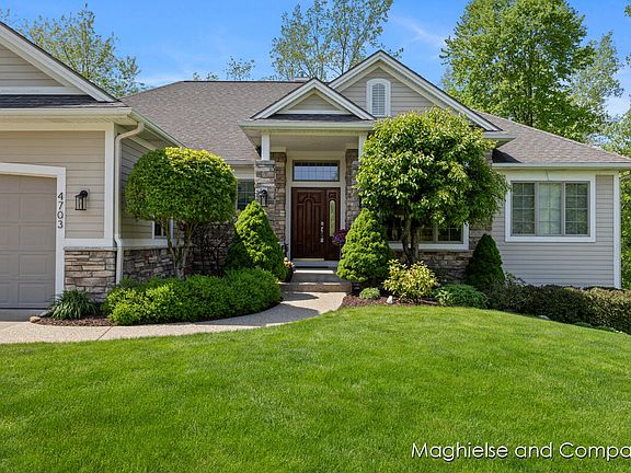 4th image of 4703 Stiles Creek Dr NE