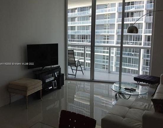 4th image of 475 Brickell Ave APT 5011