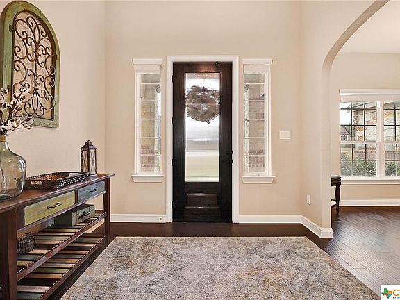 5th image of 564 Sittre Dr