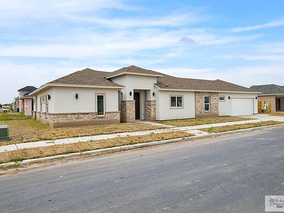 2nd image of 3452 Sandlewood Dr