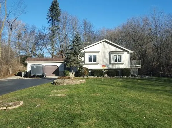 28W610 Berkshire Rd, West Chicago, IL 60185