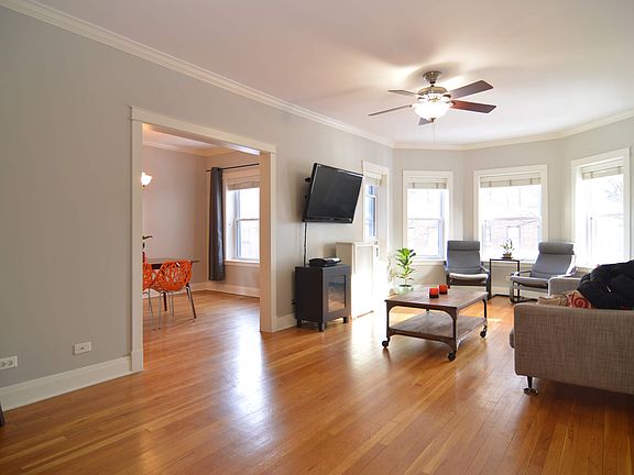 Living Room / Dining Room