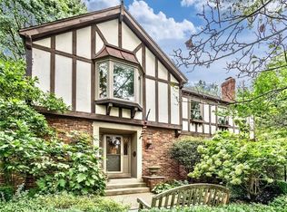 300 Wildberry Rd, Pittsburgh, PA 15238