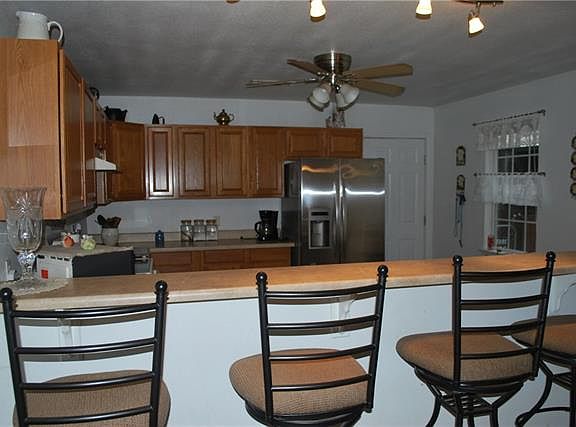 3rd image of 263 Wright Way