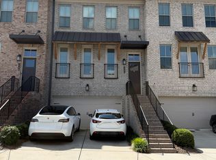 3996 Carver Cir, Doraville, GA 30360