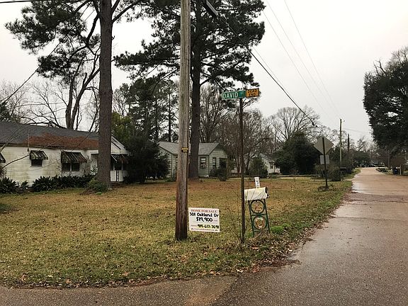 5th image of 301 Oakland Dr