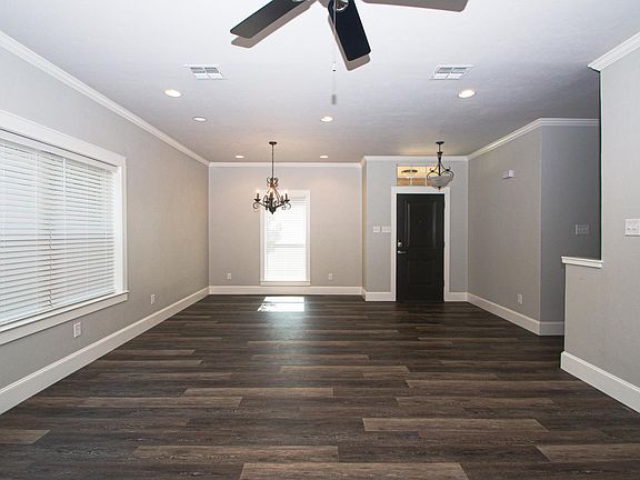 Front entry/dining space